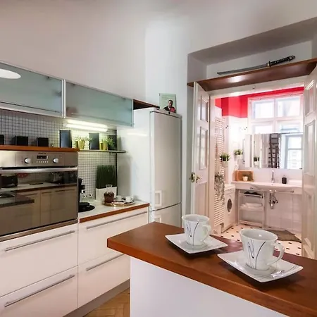 Fairytale Duplex - Billiard - Whirlpool - Cinema - Old Town 아파트 프라하
