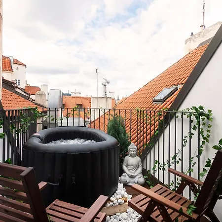 Fairytale Duplex - Billiard - Whirlpool - Cinema - Old Town 프라하