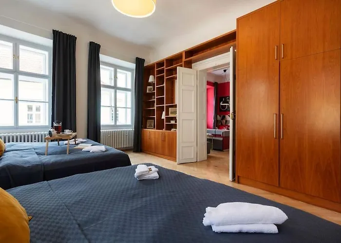 Fairytale Duplex - Billiard - Whirlpool - Cinema - Old Town *