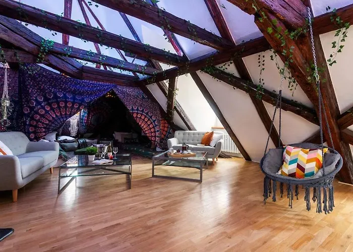 Fairytale Duplex - Billiard - Whirlpool - Cinema - Old Town *