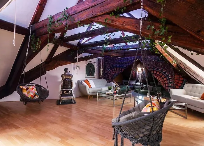 Fairytale Duplex - Billiard - Whirlpool - Cinema - Old Town *