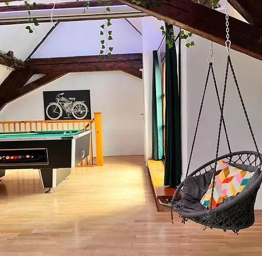 Fairytale Duplex - Billiard - Whirlpool - Cinema - Old Town Appartement Praag