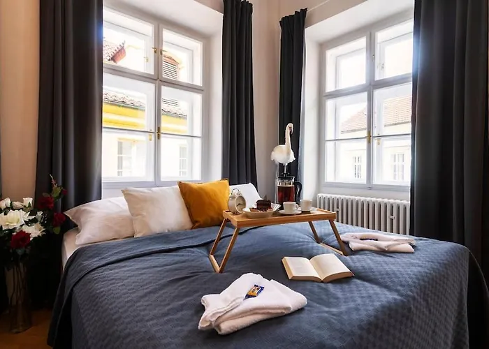 Fairytale Duplex - Billiard - Whirlpool - Cinema - Old Town Appartement *