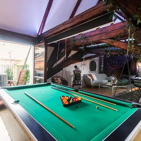 Apartament Fairytale Duplex - Billiard - Whirlpool - Cinema - Old Town Praga