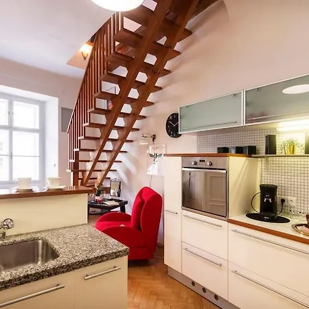 Apartamento Fairytale Duplex - Billiard - Whirlpool - Cinema - Old Town