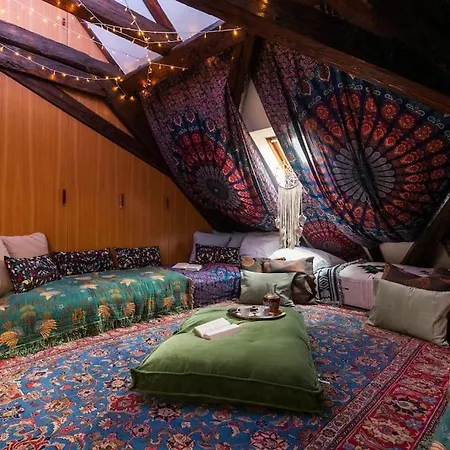 Apartament Fairytale Duplex - Billiard - Whirlpool - Cinema - Old Town Praga